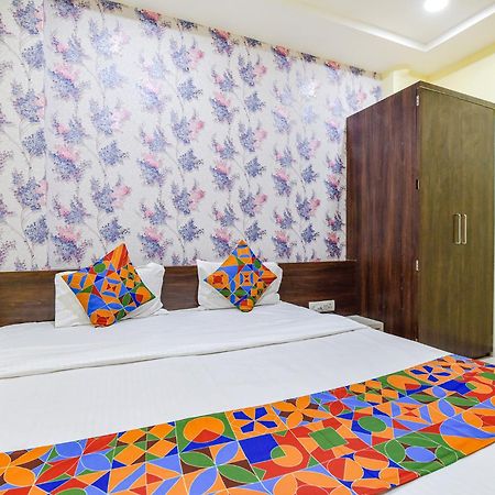 Fabexpress A2 And Restro Otel Indore Dış mekan fotoğraf